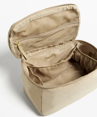 TOILETRY BAG- Заказать в России