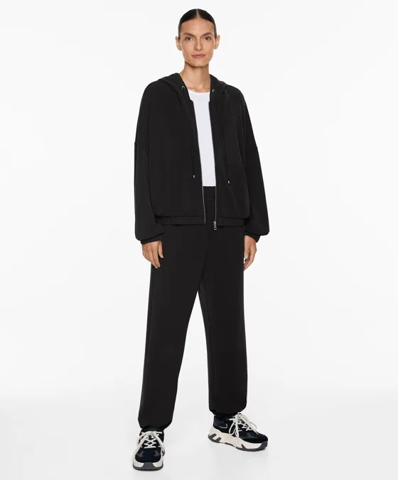 Брюки-джоггеры из ткани с модалом