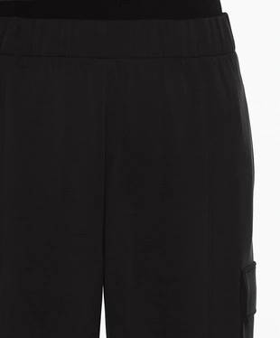 BLACK|1327/838 - OYSHO Брюки свободного кроя из ткани с модалом с начесом