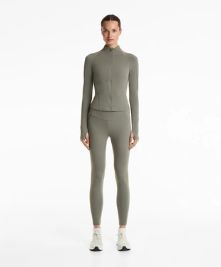 MID KHAKI|2780/332 - OYSHO Легкая и теплая высокотехнологичная куртка декоративными швами