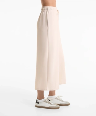 STONE               |6235/792 - OYSHO Широкие короткие брюки из мягкой ткани с модалом