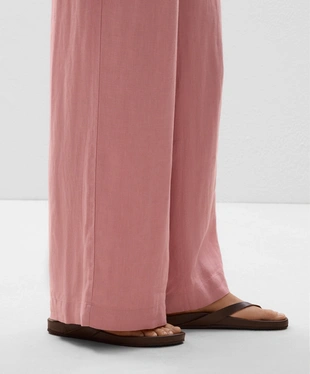 Прямые брюки из 100%-го льна- Заказать в России