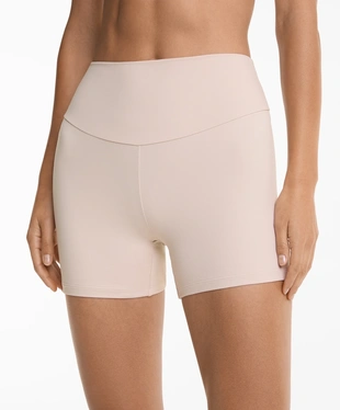 COMFORTLUX HIGH-RISE 10CM HOT PANTS- Заказать в России