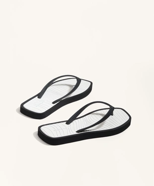 TEXTURED BEACH SANDALS- Заказать в России