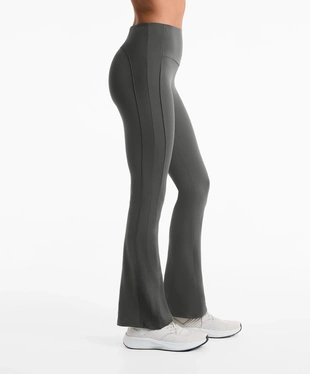 COMFORTLUX HIGH RISE SIDE RIB FLARE TROUSERS- Заказать в России