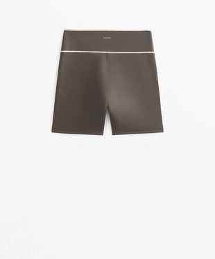 PERFECT-ADAPT CROSSOVER V-CUT WAIST 10CM HOT PANTS- Заказать в России