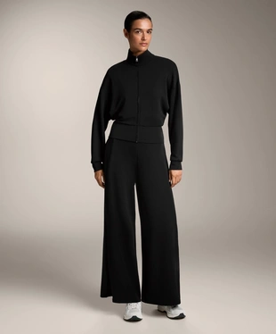 WIDE LEG SIDE-PLEATED TROUSERS WITH SOFT-TOUCH MODAL.- Заказать в России