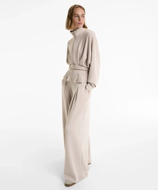 WIDE-LEG PLEATED TROUSERS WITH SOFT-TOUCH MODAL- Заказать в России