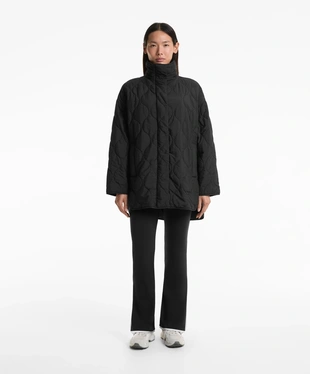LIGHTWEIGHT, WATER-REPELLENT FELLEX® AEROGEL PADDED OVERSIZE JACKET- Заказать в России