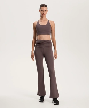 HIGH-RISE COMFORTLUX RUCHED WAIST FLARE TROUSERS- Заказать в России