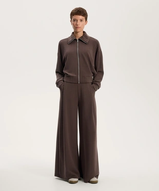 BOXY STRIPED JACKET WITH BACK PLEAT AND SOFT-TOUCH MODAL- Заказать в России