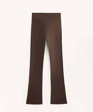 PERFECT-ADAPT CROSSOVER V-WAIST FLARE TROUSERS- Заказать в России