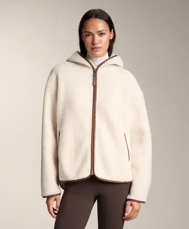 Куртка из искусственной овчины с капюшоном- Заказать в России