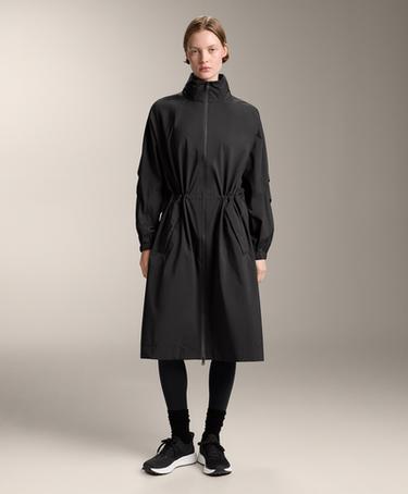 OYSHO Ультралегкий компактный плащ с водонепроницаемостью 10 000 мм купить с доставкой.