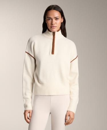 Свитер с высоким воротником и контрастными деталями- Заказать в России