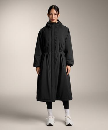 Длинный утепленный пуховик OYSHO из 10K THINDOWN® водонепроницаемый и легкий