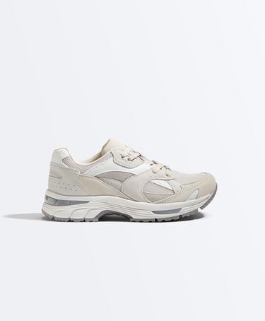 OYSHO Беговые кроссовки купить с доставкой.