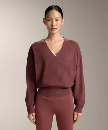 Теплый вязаный свитер с завязками- Заказать в России