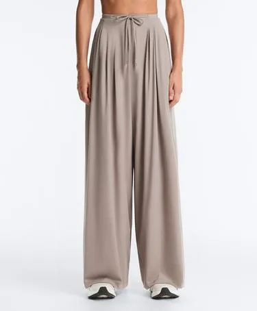 Широкие брюки LIGHT TOUCH