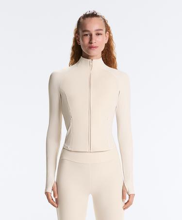 Высокотехнологичная куртка в рубчик