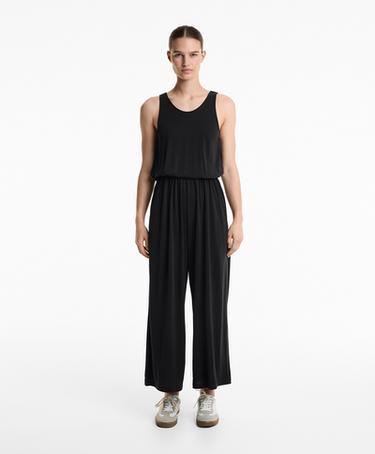 OYSHO Миди-комбинезон с завышенной талией и перекрестным декольте из модала