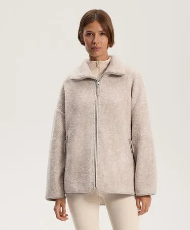 Джинсовая куртка с искусственным мехом в стиле OVERSIZE- Заказать в России