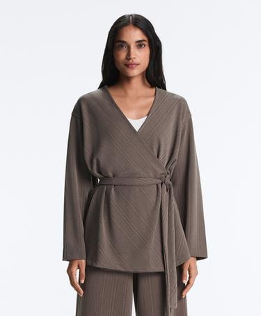 Длинный асимметричный жакет с полосками из модала- Заказать в России