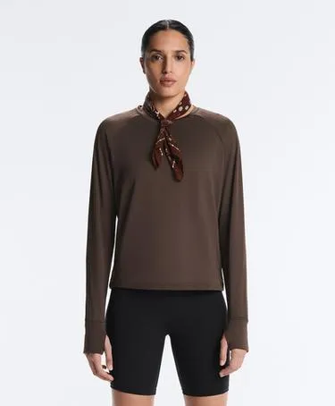 Футболка с длинным рукавом из технического материала