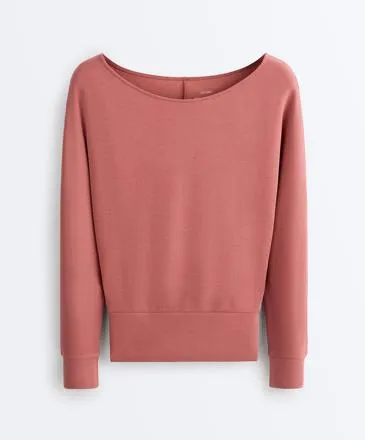 Толстовка с вырезом «лодочка» из мягкого модала- Заказать в России