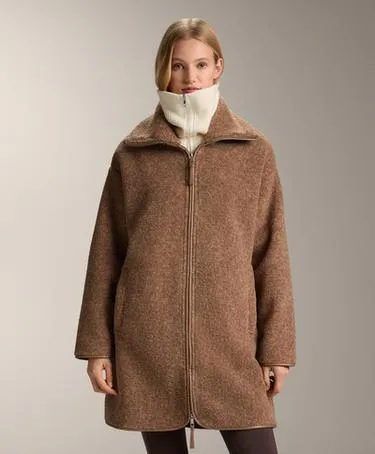 Длинный пушистый пальто из искусственного меха