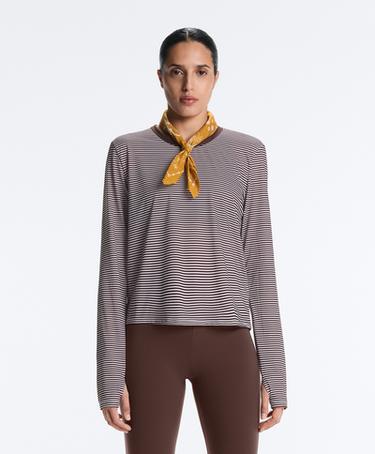 OYSHO Футболка с длинным рукавом в полоску из технической ткани купить с доставкой.