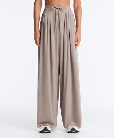 OYSHO Широкие брюки LIGHT TOUCH купить с доставкой.