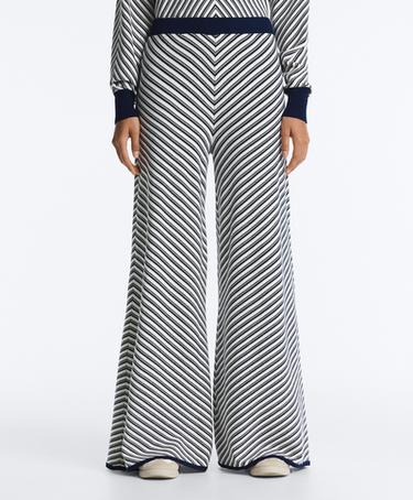 OYSHO Вязаные брюки WIDE LEG в диагональную полоску купить с доставкой.
