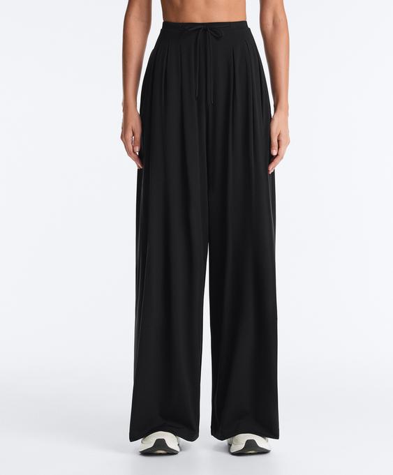 OYSHO Широкие брюки LIGHT TOUCH