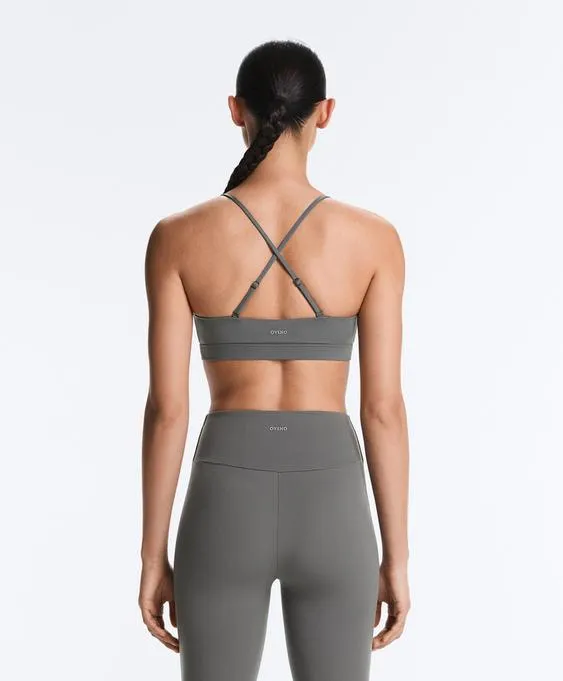 Спортивный топ с перекрещивающимися лямками comfortlux с легкой поддержкой- Заказать в России