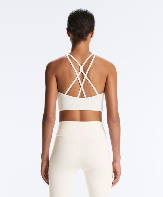 OYSHO Спортивный бюстгальтер COMFORTLUX со средней степенью поддержки купить с доставкой.