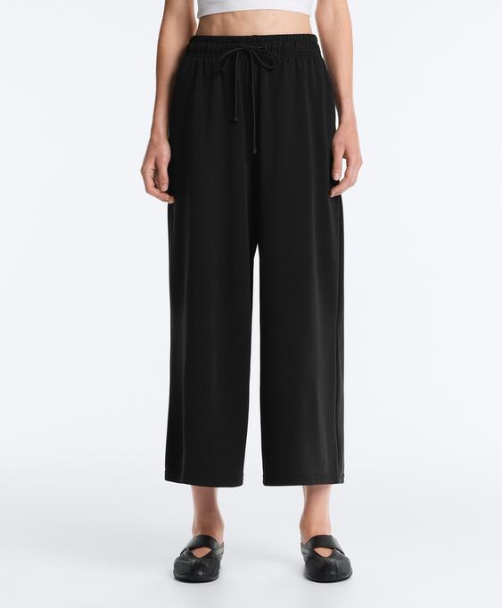 OYSHO Широкие брюки CROP из мягкого модала