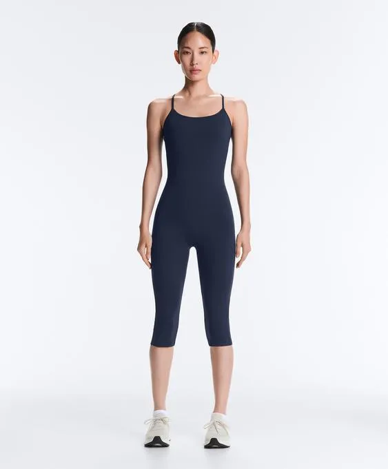 OYSHO Комбинезон капри COMFORTLUX с перекрестной спинкой