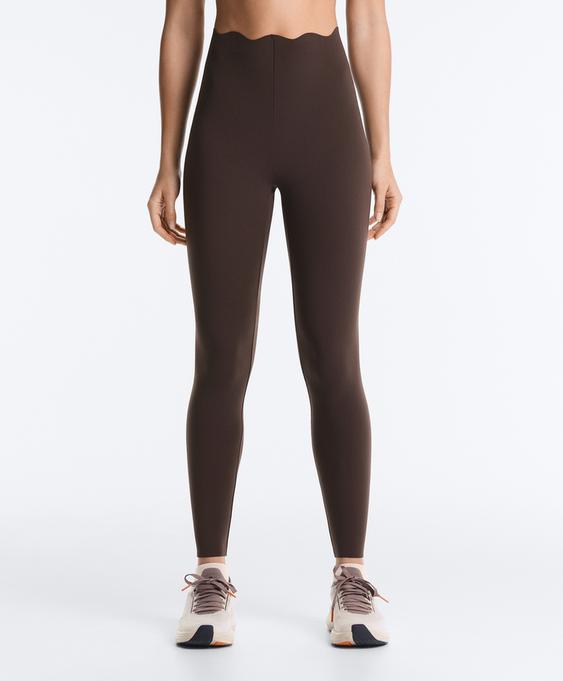 OYSHO Легинсы COMPRESSIVE CORE CONTROL с высокой посадкой до щиколотки, волнистый край