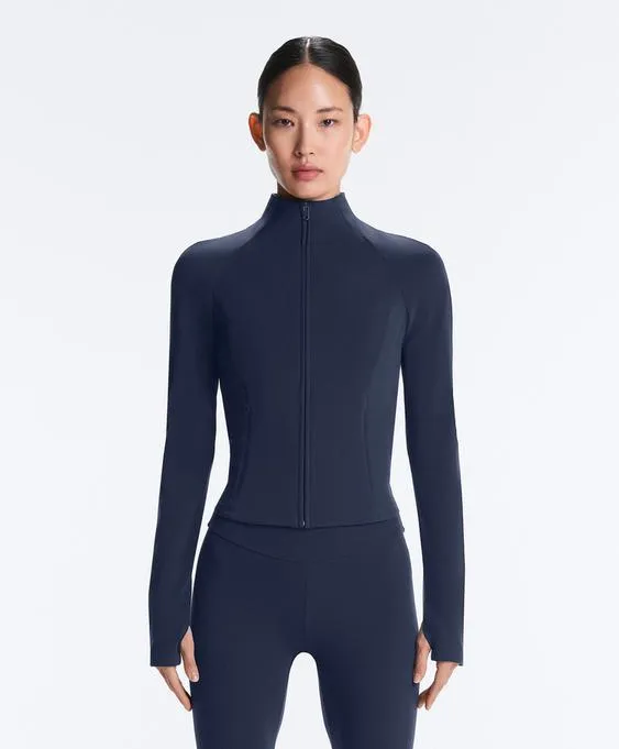 Легкая и теплая высокотехнологичная куртка- Заказать в России