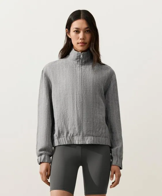 Куртка из 100%-го льна в тонкую полоску с высоким воротником- Заказать в России