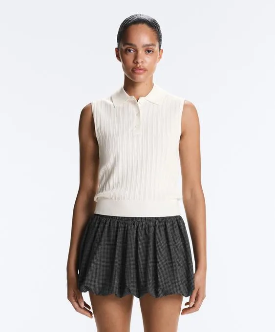 Вязаный жилет ажурной вязки- Заказать в России