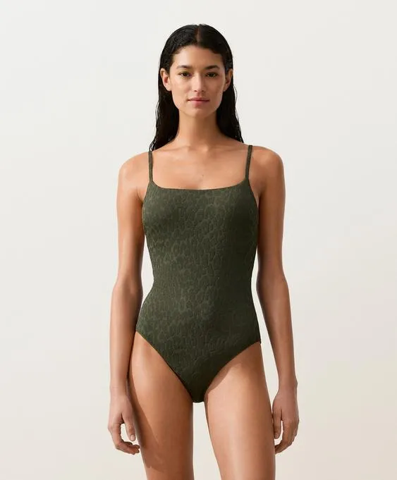 Купальник с леопардовым принтом- Заказать в России