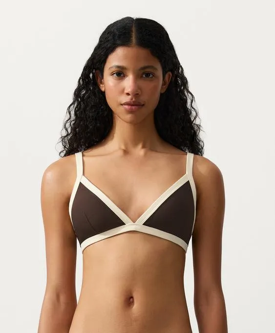 Топ бикини с треугольными чашками и контрастной окантовкой- Заказать в России