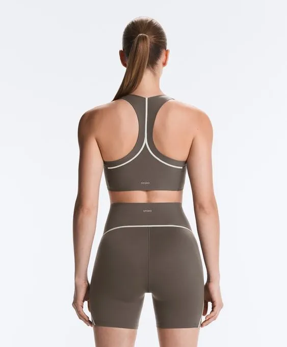 Perfect-adapt reflective medium-support sports bra