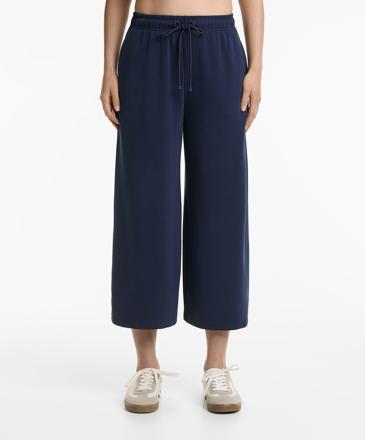 OYSHO Широкие короткие брюки из мягкой ткани с модалом