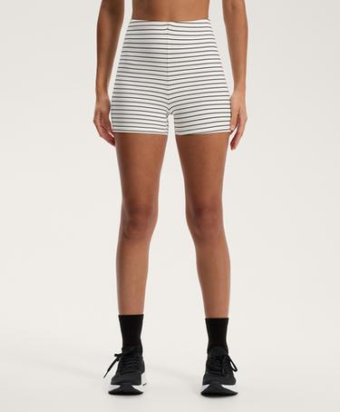 Высокие шорты в полоску из полиамида с фактурой хлопка, длина 10 см