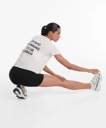 RUNNING CLUB LISBOA FITTED SHORT-SLEEVED TECHNICAL T-SHIRT