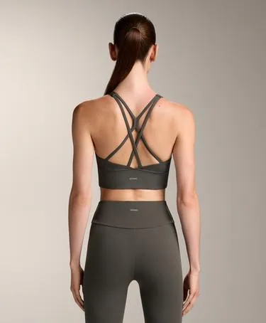 MEDIUM-SUPPORT COMFORTLUX SPORTS BRA WITH CUPS