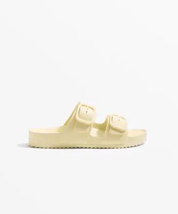 BUCKLED SANDALS
